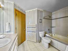 Mountain View Ski Lodge 5 Bedroom Townhouse