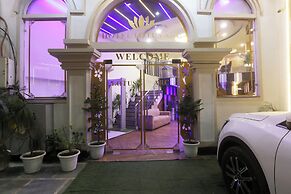 Hotel Lotus Arc