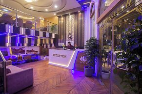 Hotel Lotus Arc