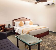 Madras Chronicle Bay Resort & Spa