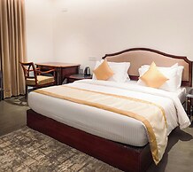 Madras Chronicle Bay Resort & Spa