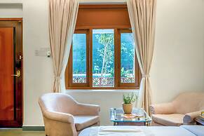Madras Chronicle Bay Resort & Spa