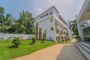 Madras Chronicle Bay Resort & Spa