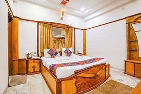 HOTEL REST AND PEACE