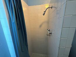 Maverick Motel and Glamp Ground