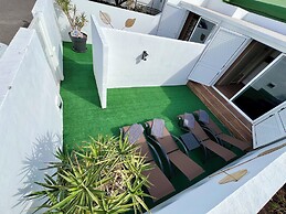 Sea View Bungalow with Communal Pool