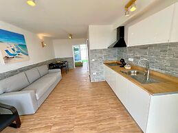 Sea View Bungalow with Communal Pool