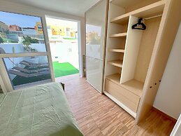 Sea View Bungalow with Communal Pool