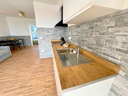 Sea View Bungalow with Communal Pool