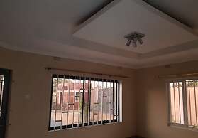 Seven Palms Executive Lodge