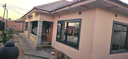 Seven Palms Executive Lodge