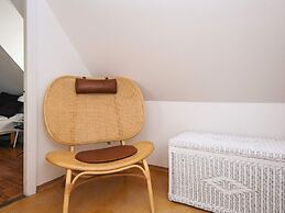 Hotel Fanobad Near Beach