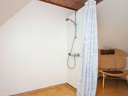 Hotel Fanobad Near Beach