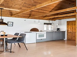 6 Person Holiday Park Home in Hesselager