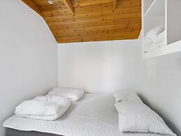 6 Person Holiday Park Home in Hesselager