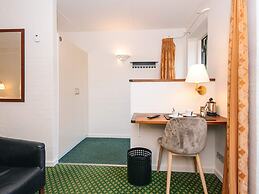 Hotel Fanobad Near Beach, Free Water Park Access