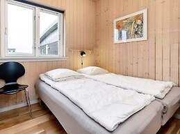 Well-maintained Holiday Home in Faborg