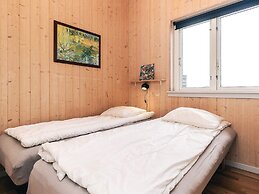 Well-maintained Holiday Home in Faborg