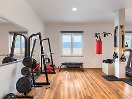 Comfortable House With Private Swimming Pool