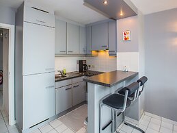 Apartment With Spacious Terrace