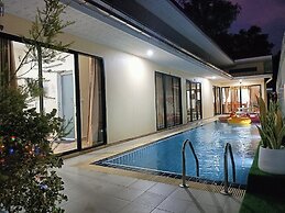 Saendee Pool Villa