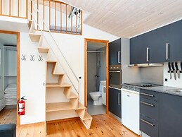 Pretty Cabin in Camping Resort