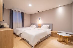 BrownDot Hotel Gimhae City Hall