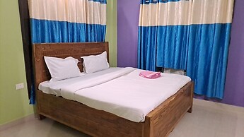 Goroomgo Santosh residency Puri