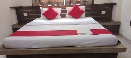 Goroomgo Santosh residency Puri