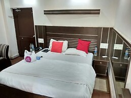 Goroomgo Santosh residency Puri