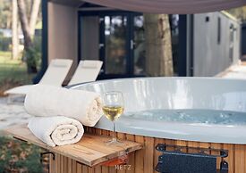 Wellness Lodge Hottub