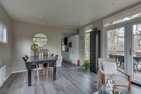 Wellness Lodge Hottub