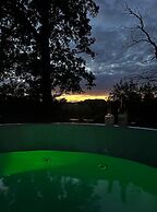 Wellness Lodge Hottub