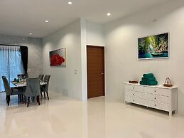 Unchan Liveliness Pool Villa