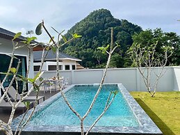 Unchan Liveliness Pool Villa
