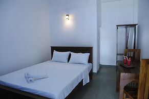 Emerald Coast Hotel Negombo