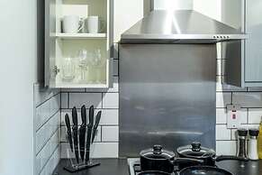 Pet-friendly 1-bedroom Apartment in Crawley