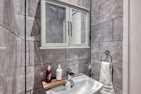 Charming Cottage,trafford Retreat, Pets Welcome