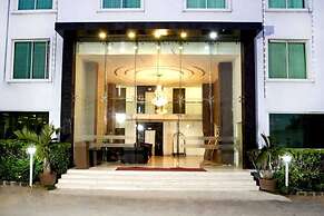 Hotel Rainbow International Airport Road