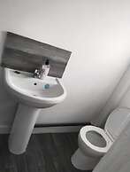 Oak Tree Lane Luxury Apartment in Birmingham