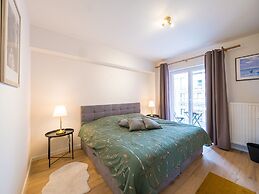 Modern Flat 2 Bedrooms With Open View