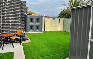 Brand new House in Sunshine West