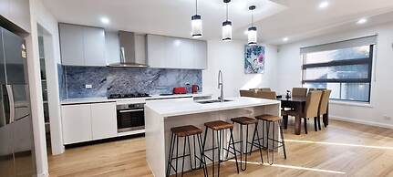 Brand new House in Sunshine West