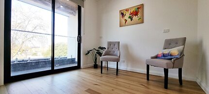 Brand new House in Sunshine West