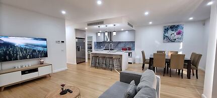 Brand new House in Sunshine West