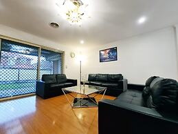 5 Bedrooms Spacious Home