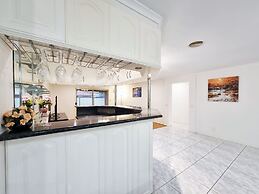 5 Bedrooms Spacious Home