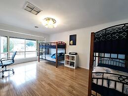 5 Bedrooms Spacious Home