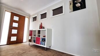 St Albans House - Spacious and Modern Home