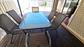 St Albans House - Spacious and Modern Home